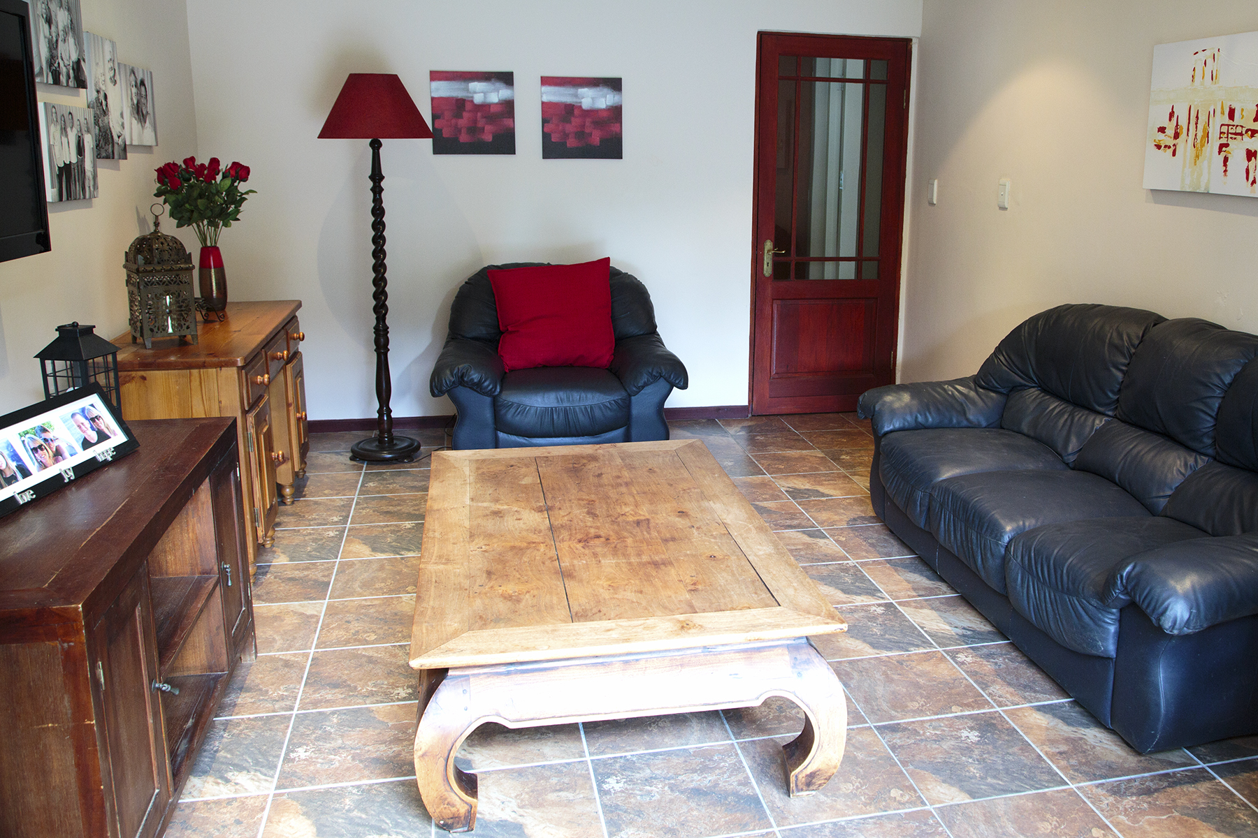 A Knight's Stay - Somerset West - Image 9