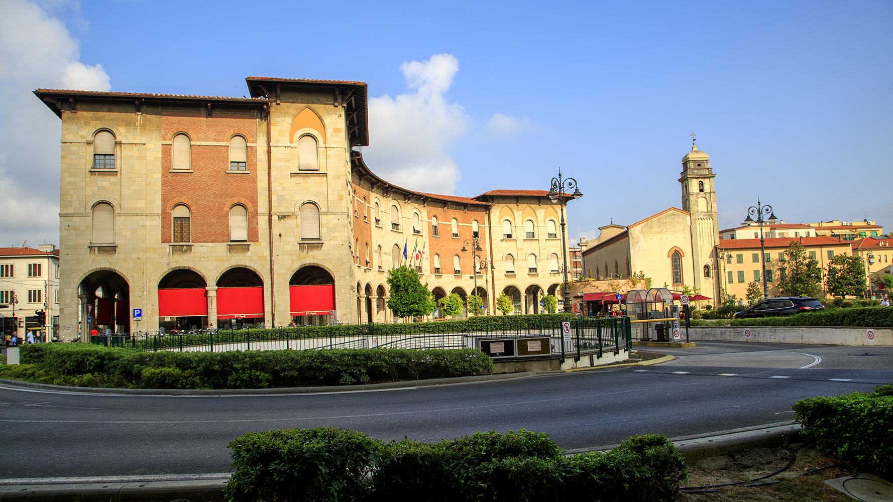 A Leaning Tower And A Pisa Pizza - Image 16
