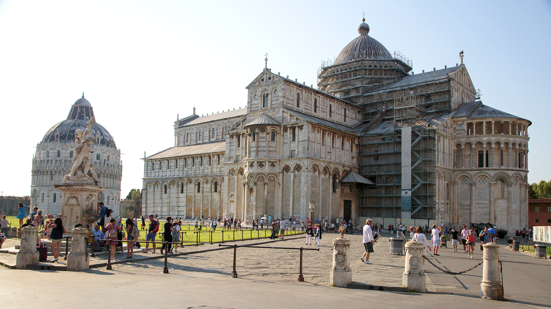 A Leaning Tower And A Pisa Pizza - Image 4