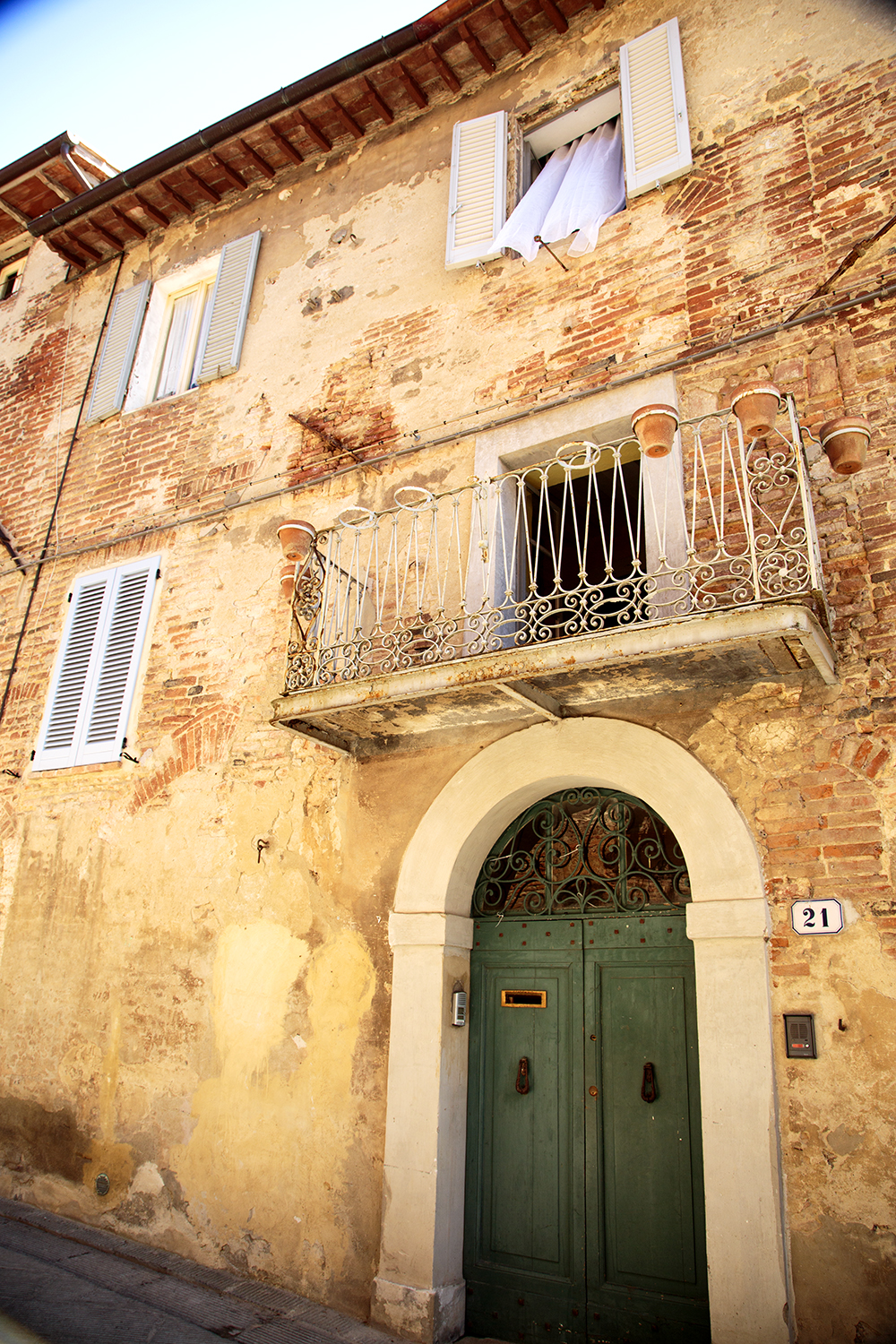 Find relief in Citta della Pieve - Image 31