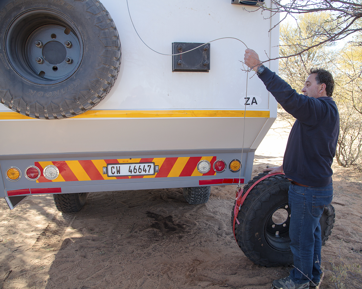 The Fab Four Conquer The Kalahari - En Route to Mabuasahube - Image 17