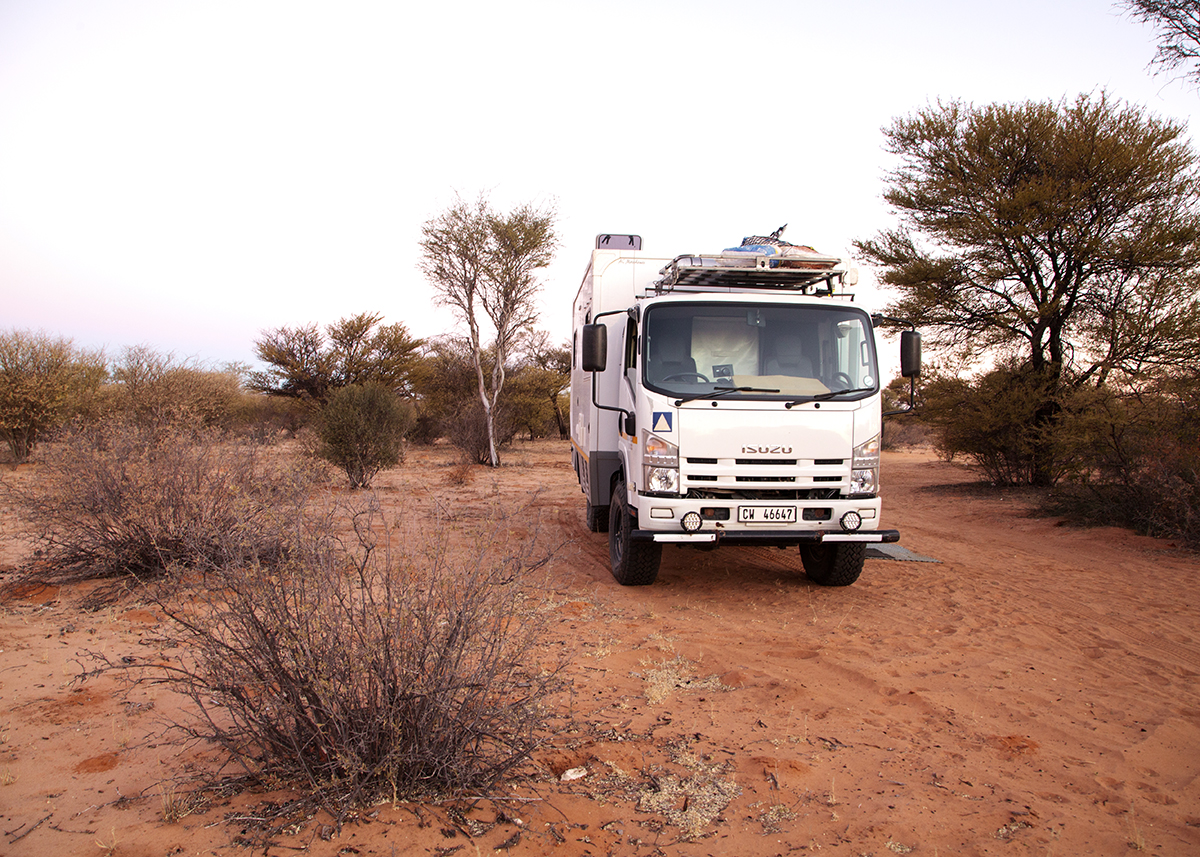 The Fab Four Conquer The Kalahari - En Route to Mabuasahube - Image 21
