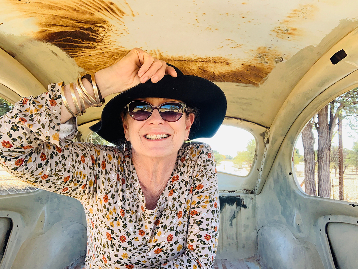 The Fab Four Conquer The Kalahari - En Route to Mabuasahube - Image 23
