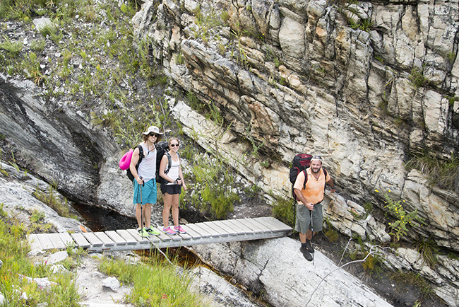 The Weakest Link Takes A Hike - Image 20