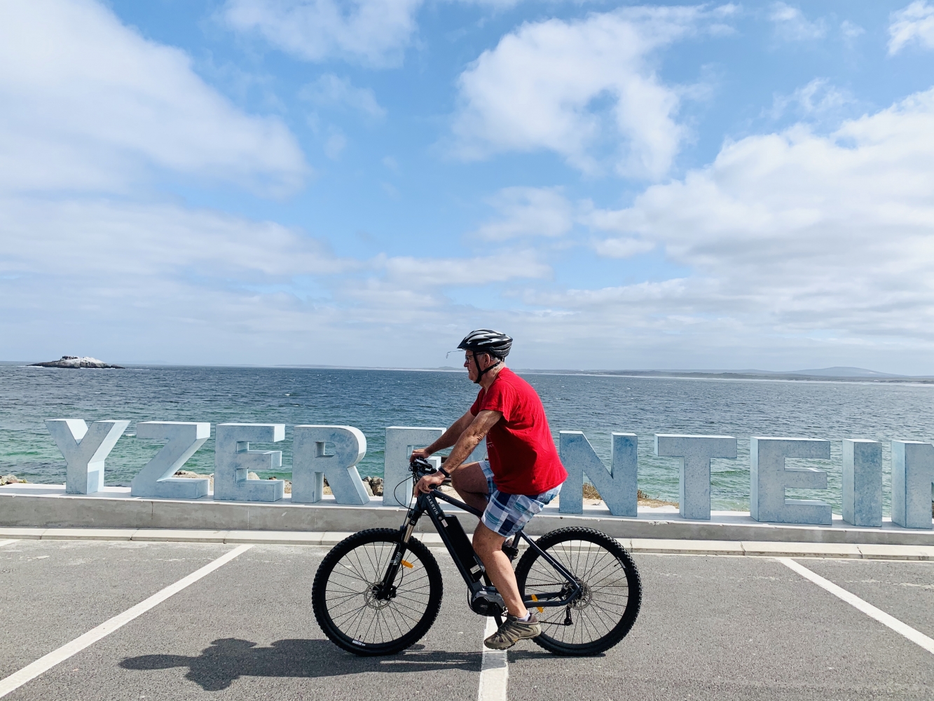 Lets Hit The Road Jack - YZERFONTEIN